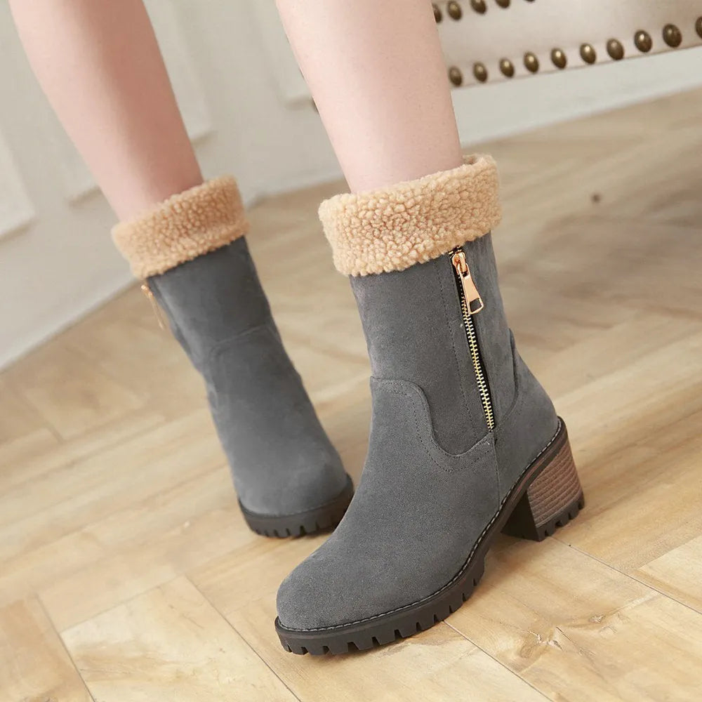 Ankle-high snow boots with a rubber sole and plush lining, shown in black, grey, green, and orange colour options