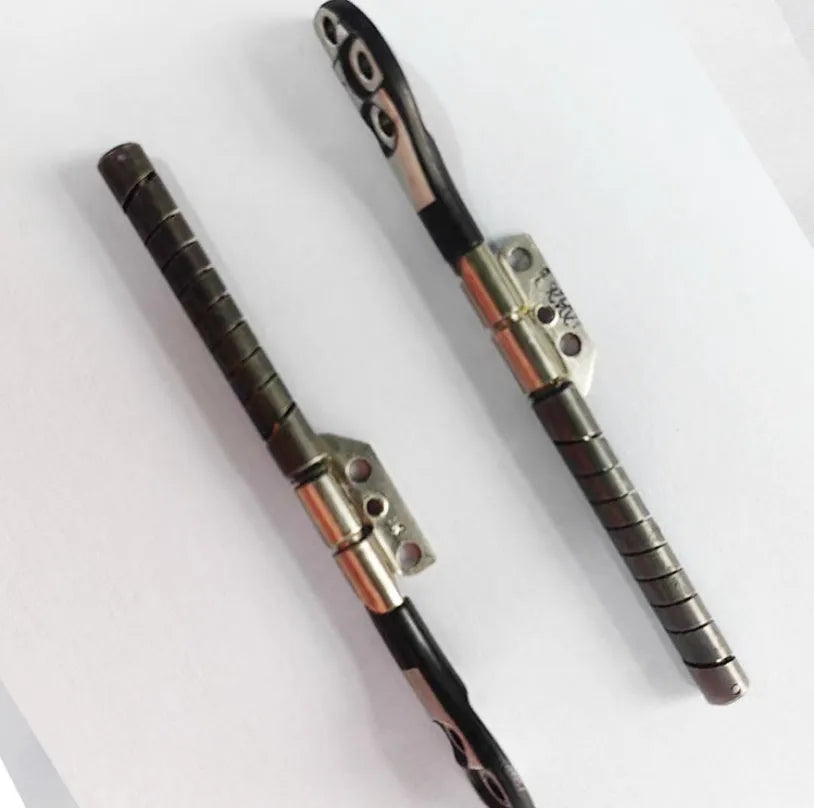A1286 laptop screen shaft replacement part for MacBook Pro 15-inch computer.