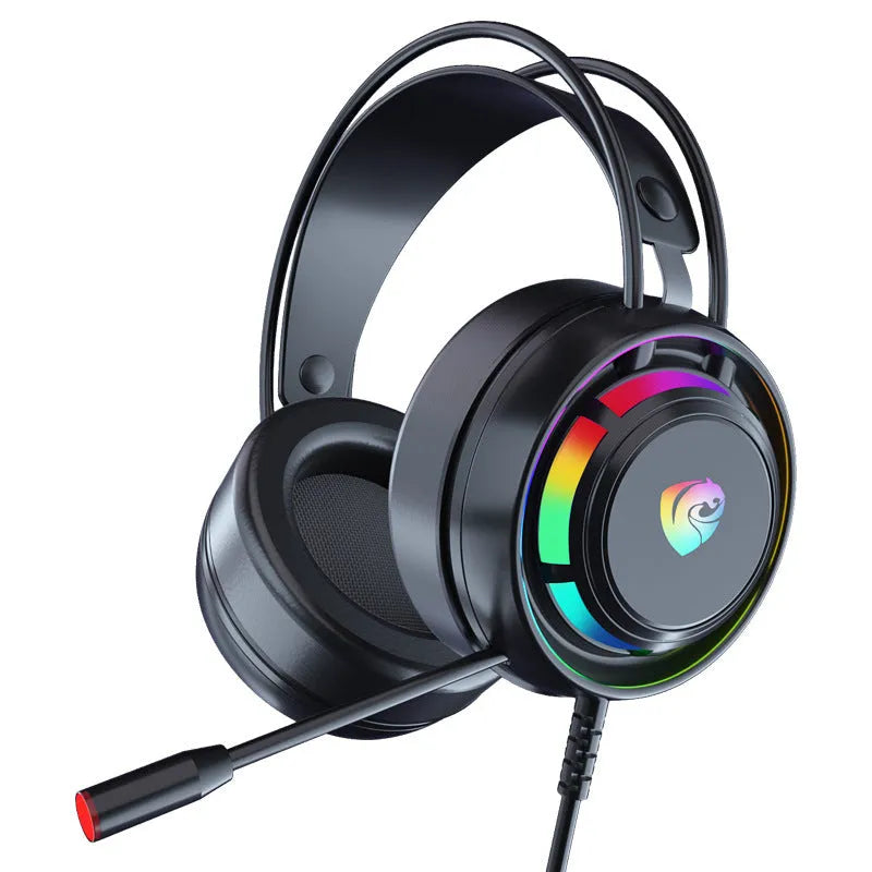 Black wired computer gaming headset with microphone and over-ear sponge cushions.