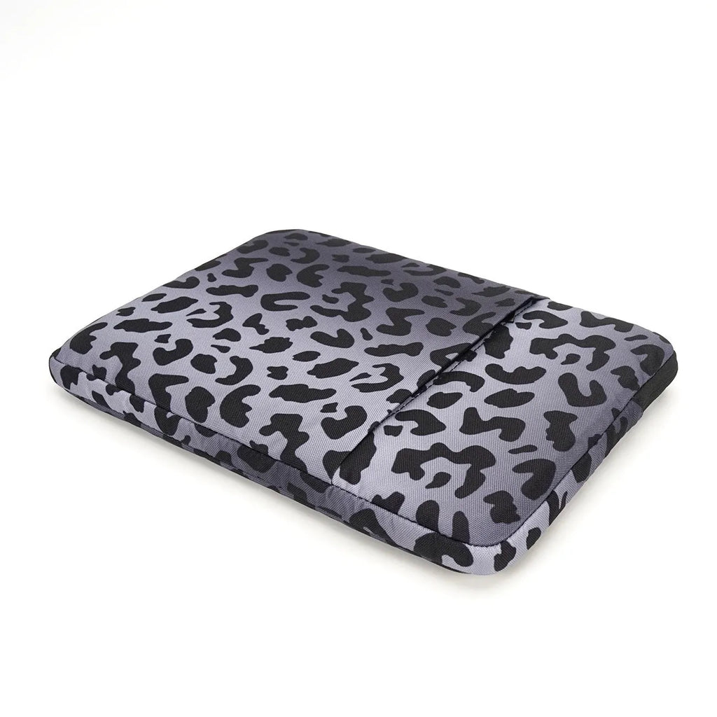 Leopard print polyester laptop sleeve for 13-inch to 16-inch devices with anti-shock protection