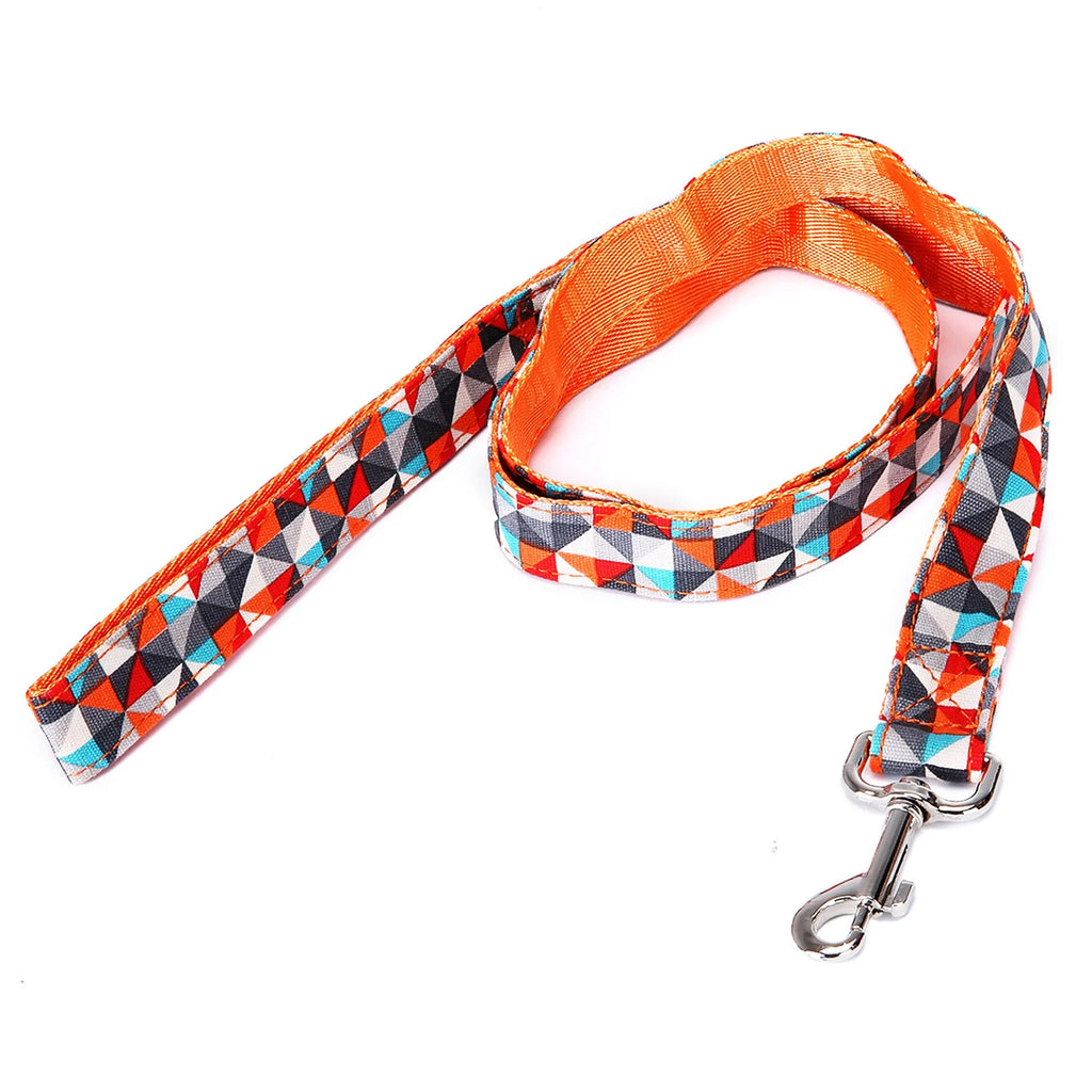 Black dog leash extension with plaid stripe pattern, measuring 120cm long and made from imitation nylon.
