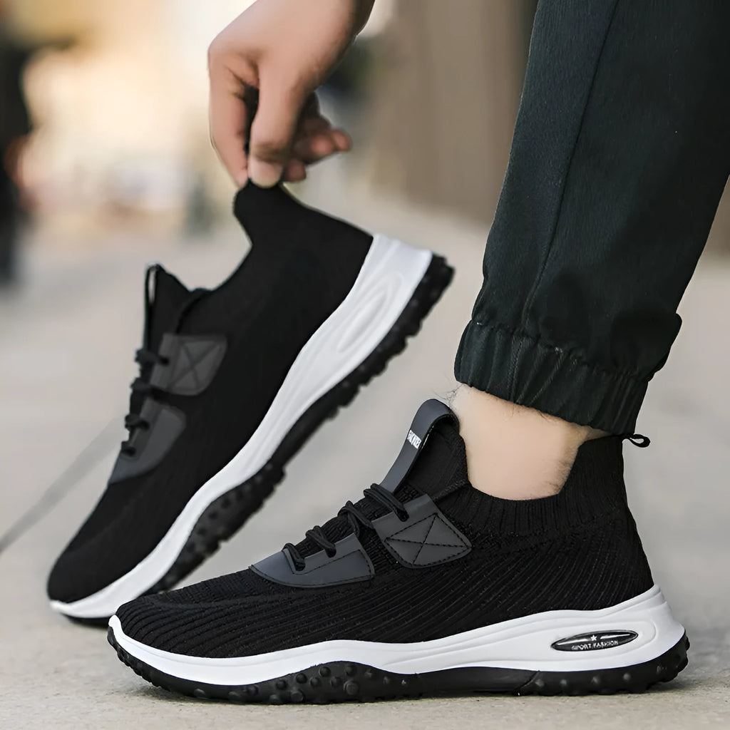 Flyknit breathable low-top running shoes in black and brown colour options with flat heel and mesh lining