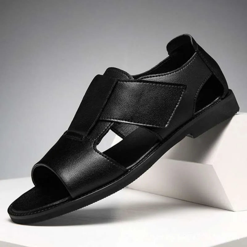 Men's black and brown casual leather sandals with open toe and rubber sole.