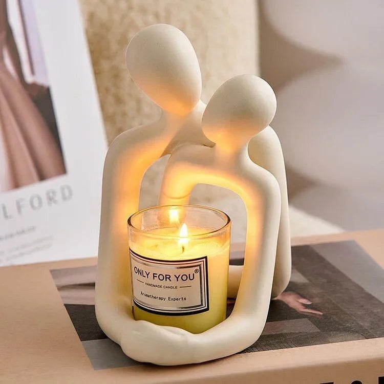Modern couple resin statue in gold or milky white finish for home decor