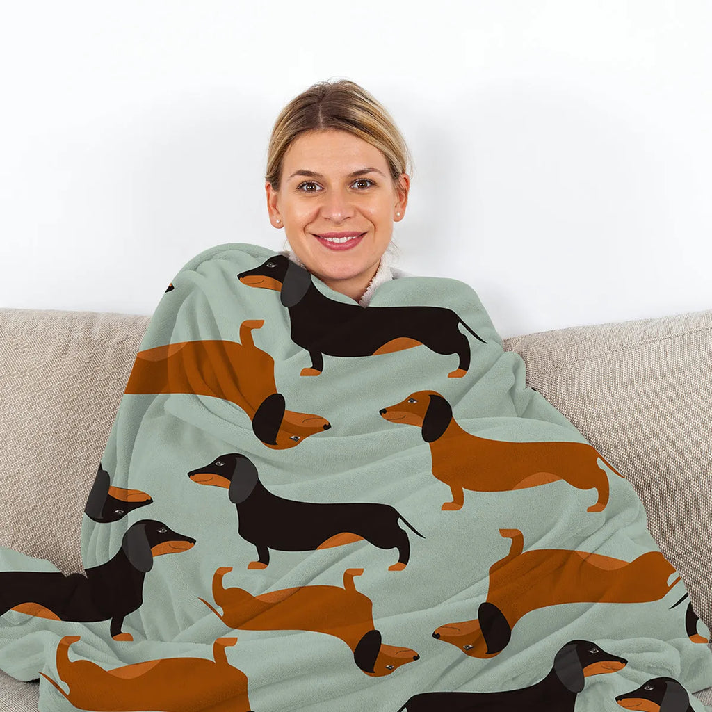 Green flannel sausage printed blanket with pet theme, 75x100cm, soft fluffy throw for sofa or beach camping