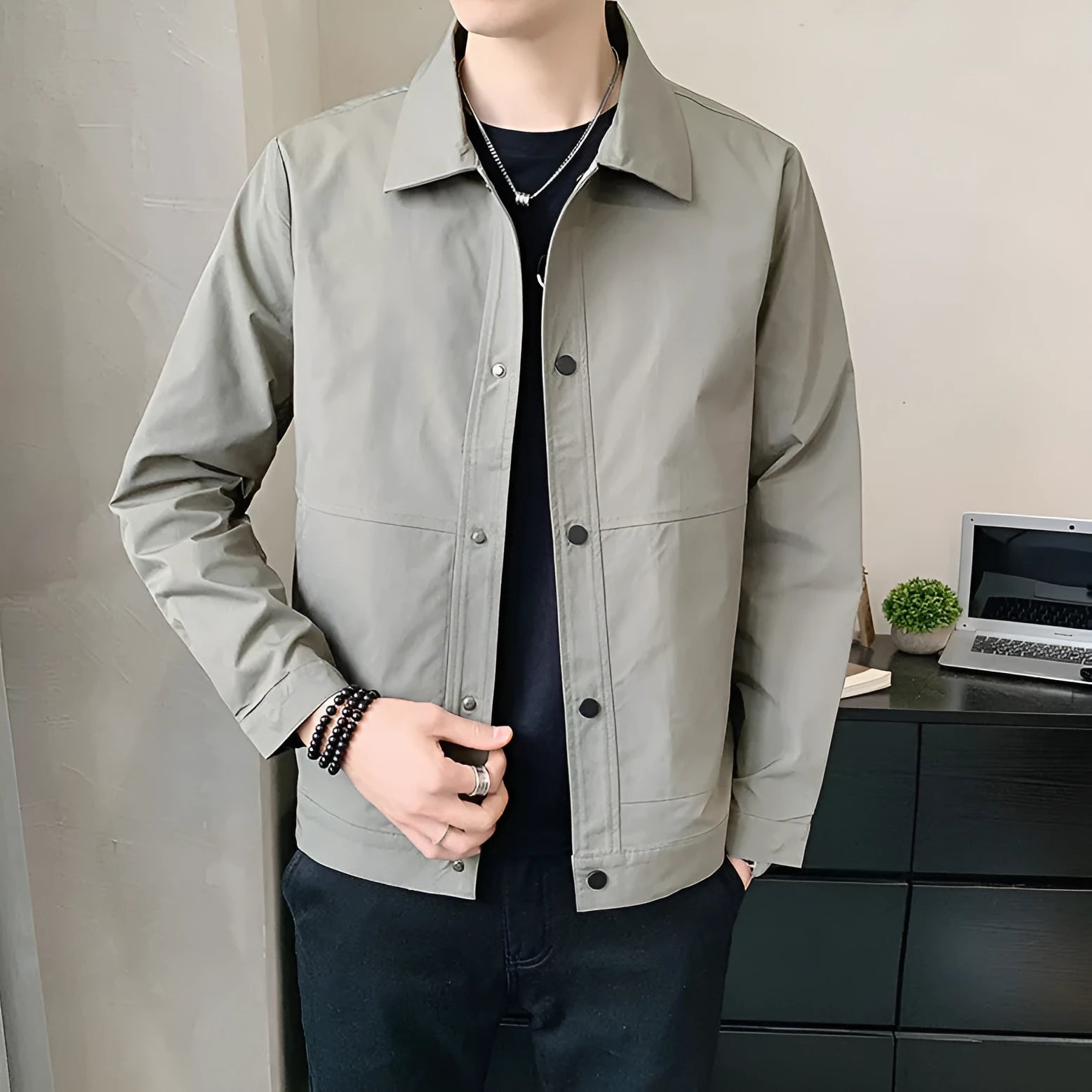 Men's Korean style thin polyester jacket for spring and autumn wear in black, grey, or blue