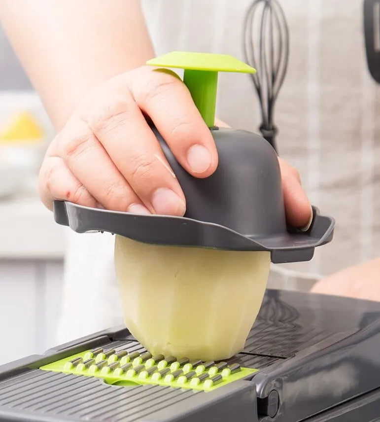 Multifunctional vegetable cutter with seven stainless steel blades and wheat straw plastic housing