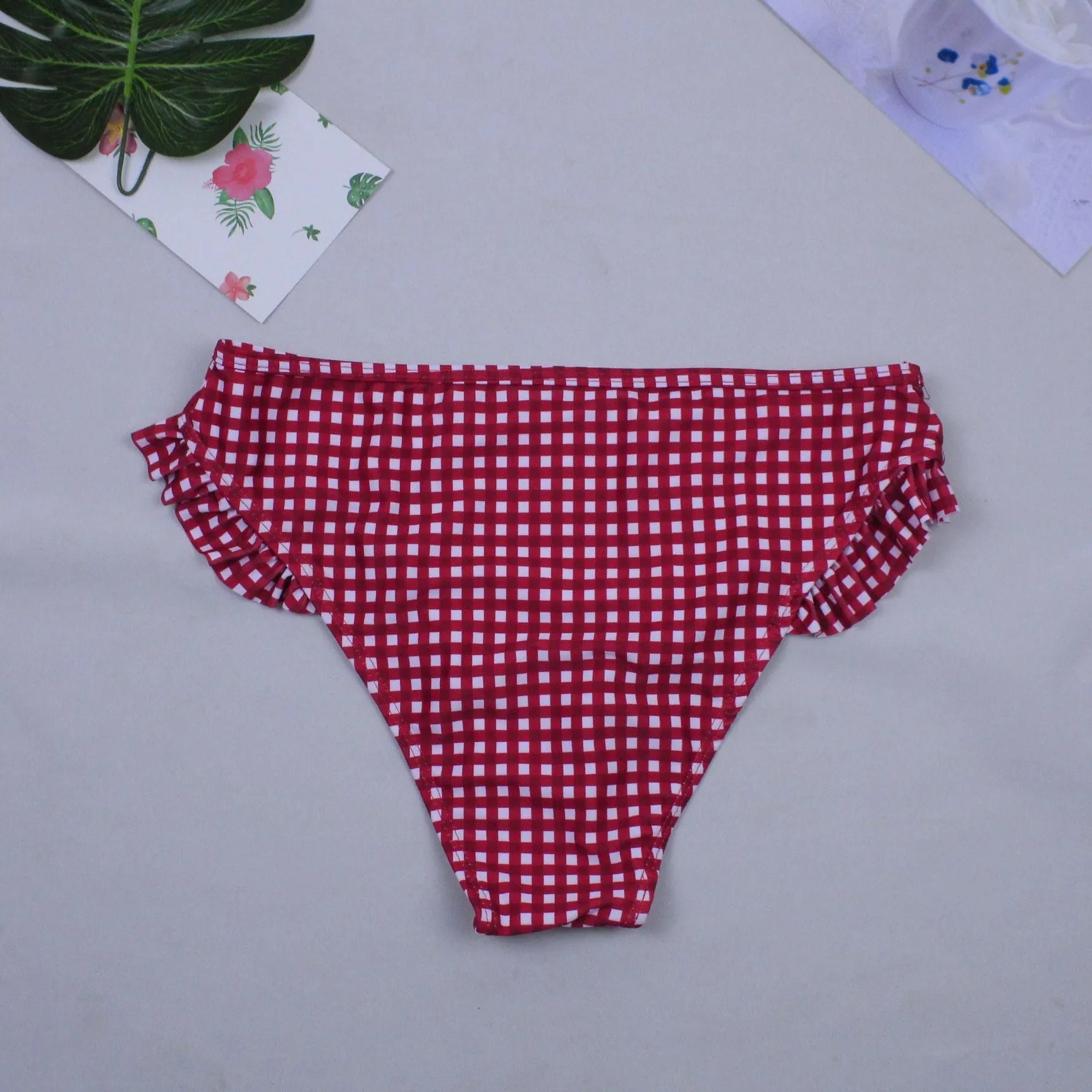 Red and green plaid bikini two-piece swimwear for women with chest pad, size S M L XL
