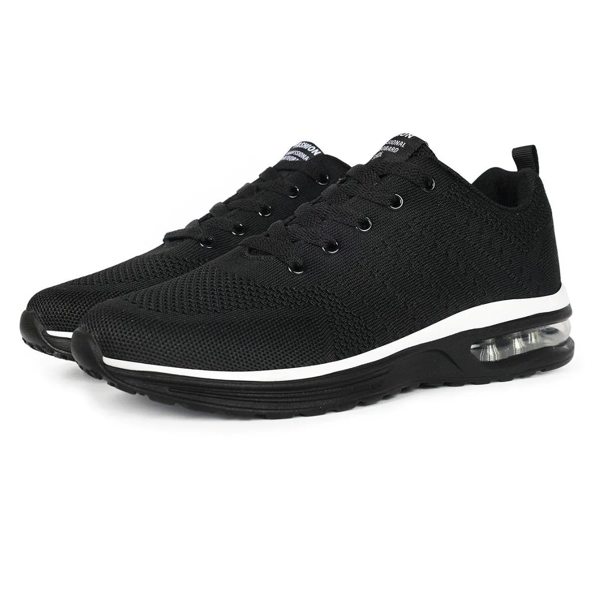 Casual Flyknit running shoes with mesh upper and round-toe design