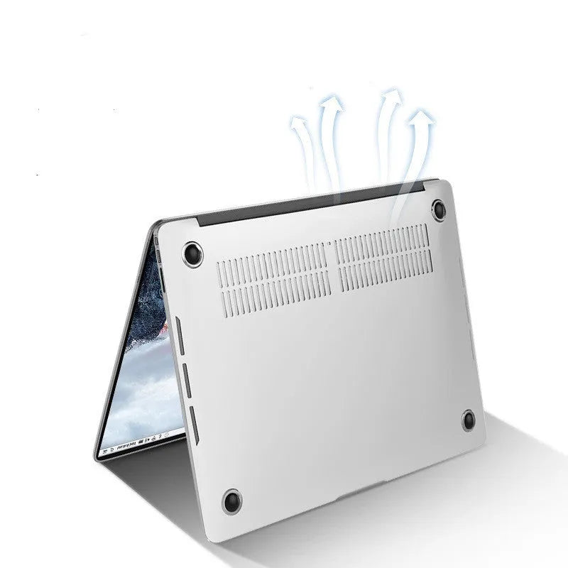 Transparent and black PC hard protective cases for 14-inch and 16-inch Apple MacBook Pro laptops.