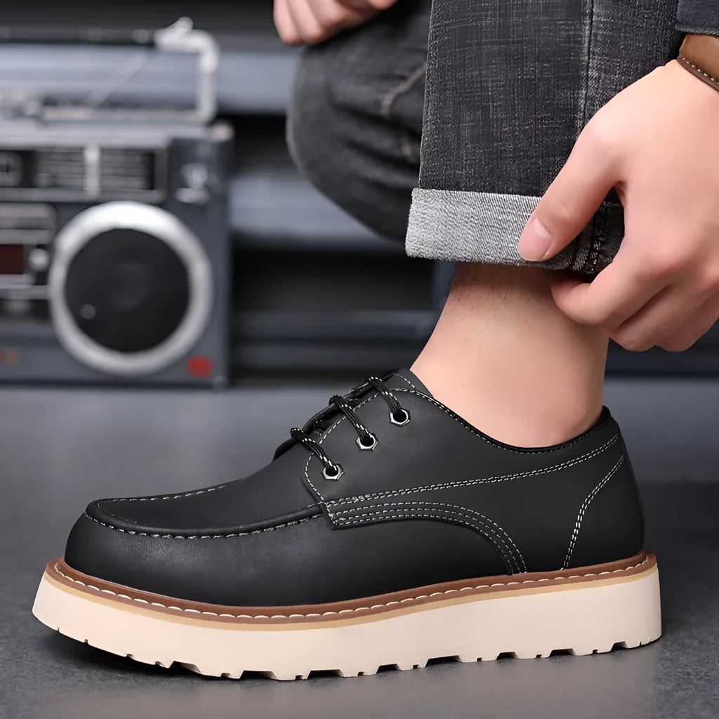 Men's black Martin boots with low-top retro design and round toe