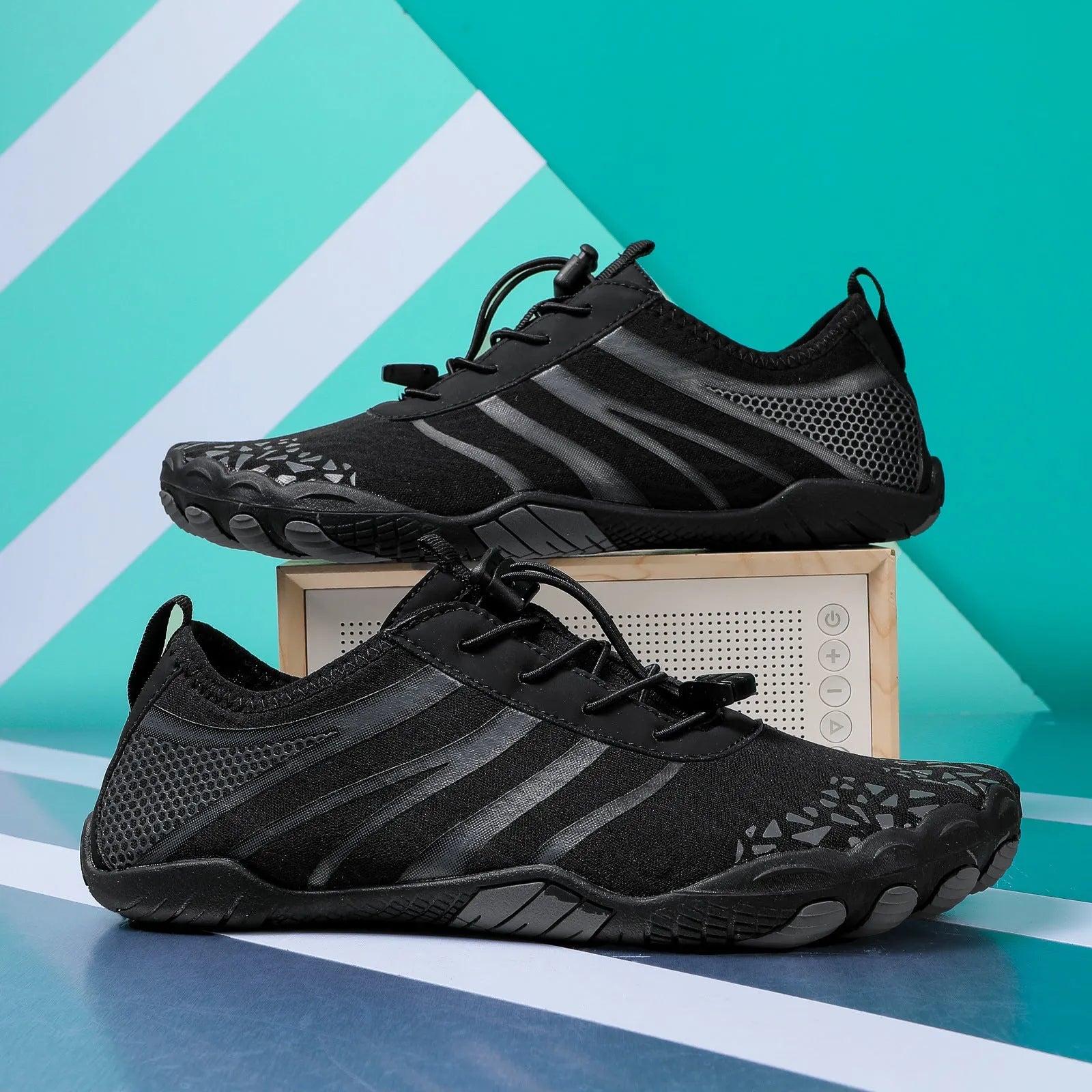 Casual unisex beach running shoes in Lycra stretch fabric, shown in beige, black, dark blue, gray, or white powder.