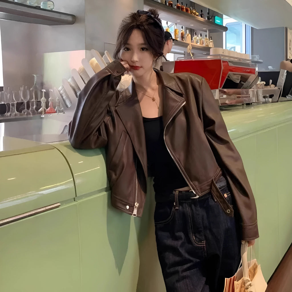Women's slim-fit short imitation leather coat jacket in brown colour with pockets
