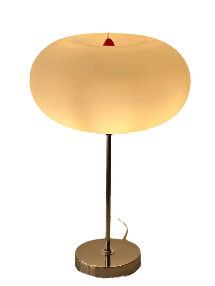 Medieval bedside decorations glass lamp with 28cm diameter shade and button switch