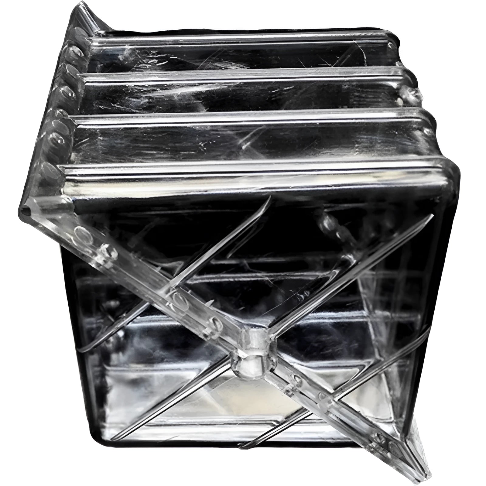 Square plastic growth mould for creating cube-shaped watermelons, dimensions 13x13x13cm.