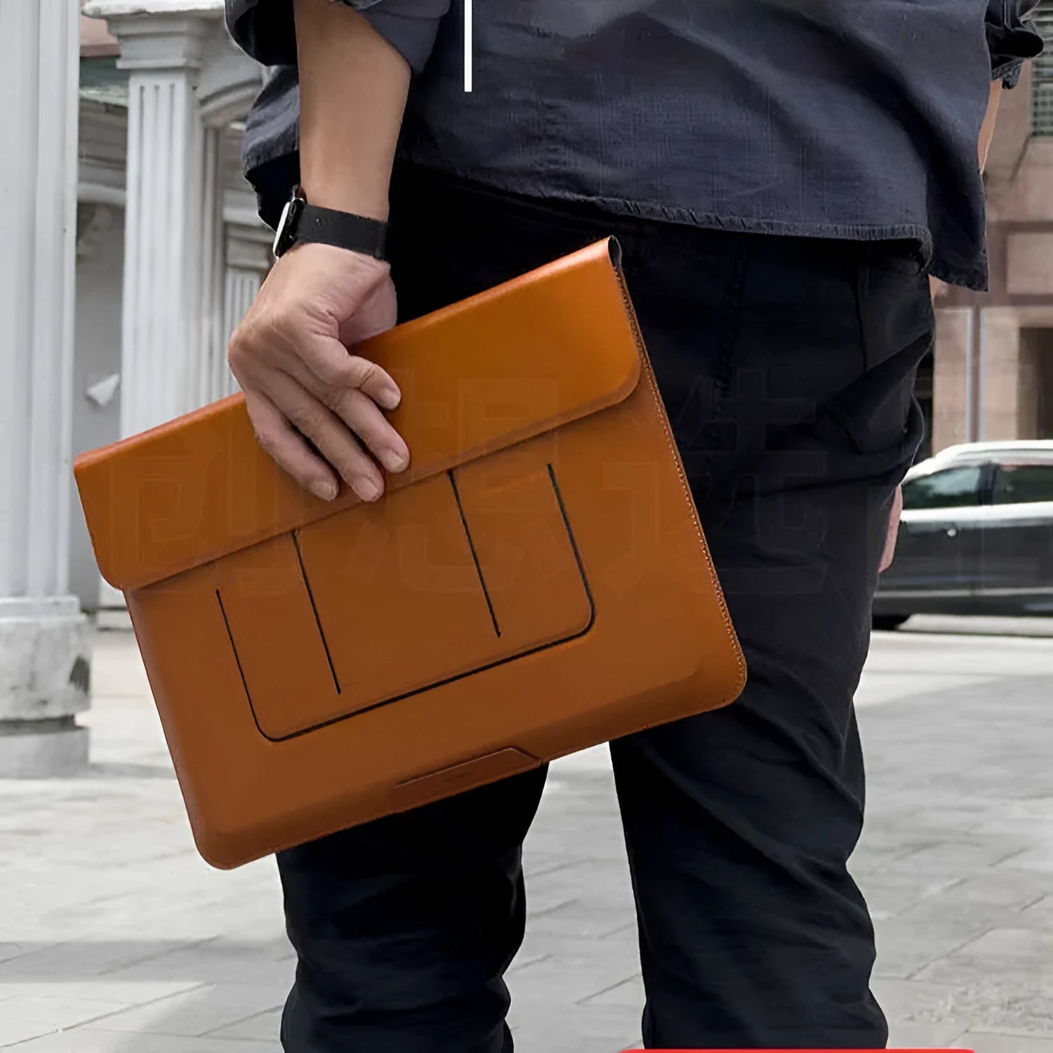 Integrated dual-angle laptop bracket bag and stand for 13.3-inch notebooks in black or brown