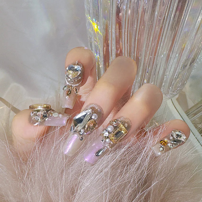 False nail patches with luxury rhinestone designs and phototherapy sealing layer in card packaging