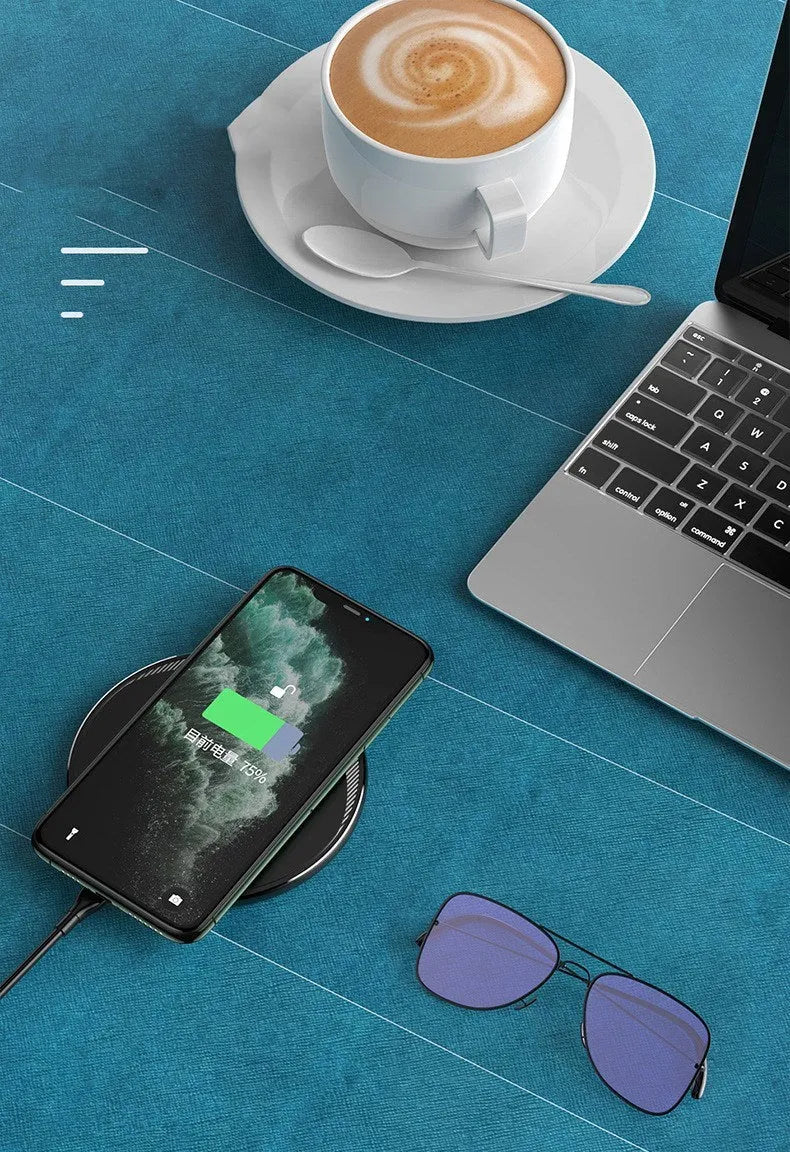 Black Kuulaa KL-CD16 wireless disc charger for smartphones with Micro USB port