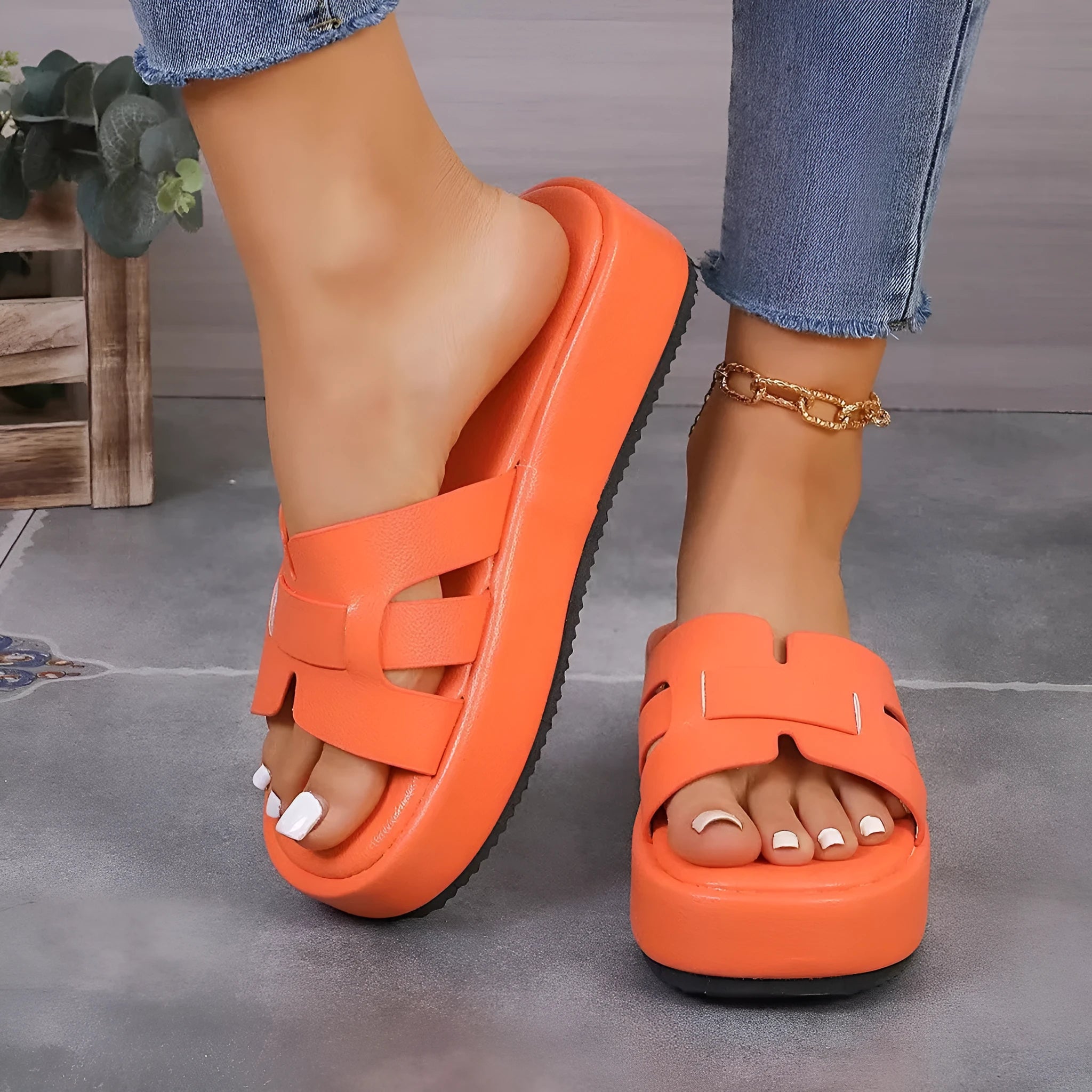 Women's platform casual sandals with round head, PU upper, available in multiple colours and sizes 36-43