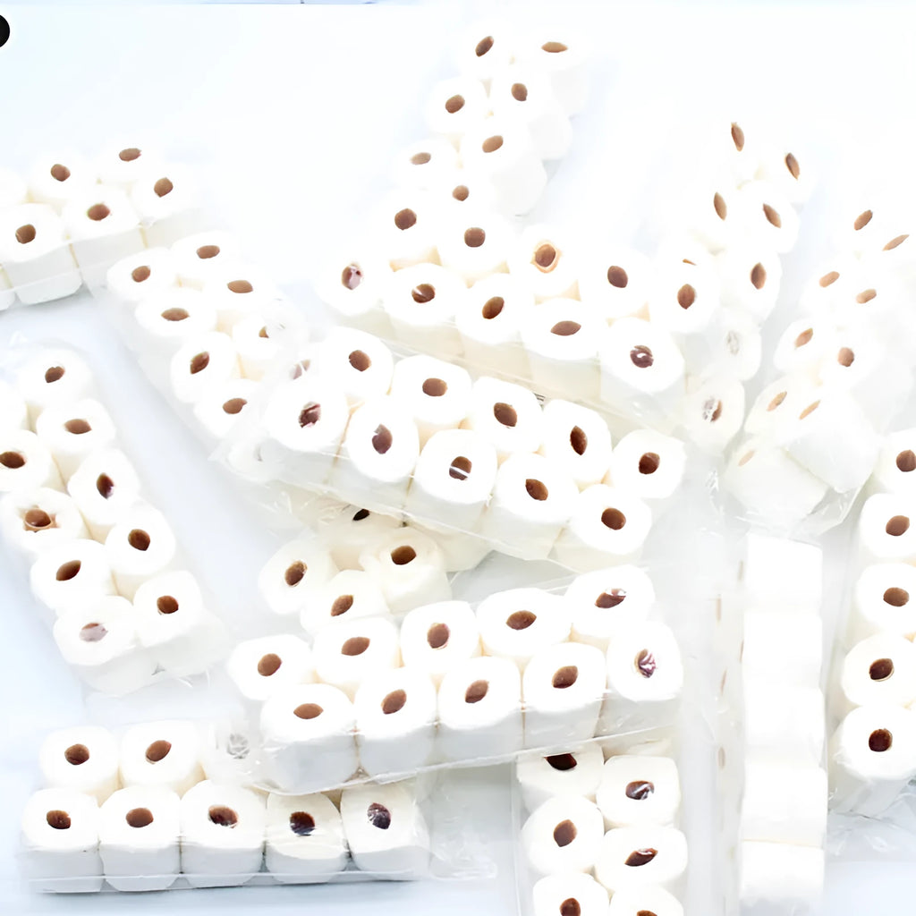 Miniature paper tissue roll model for dollhouse bathrooms measuring 30x15x80mm