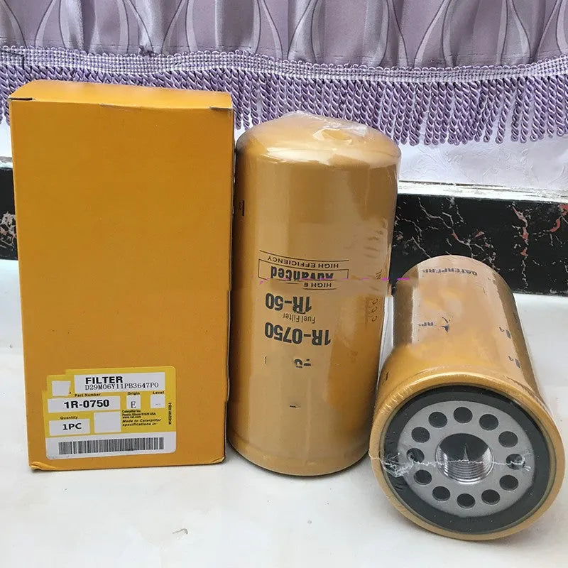1R-0750 specification fuel filter element with filter paper construction.