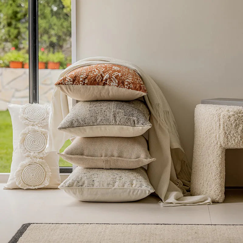 Solid colour and abstract pattern decorative cushion pillow for sofa in 45x45cm size.