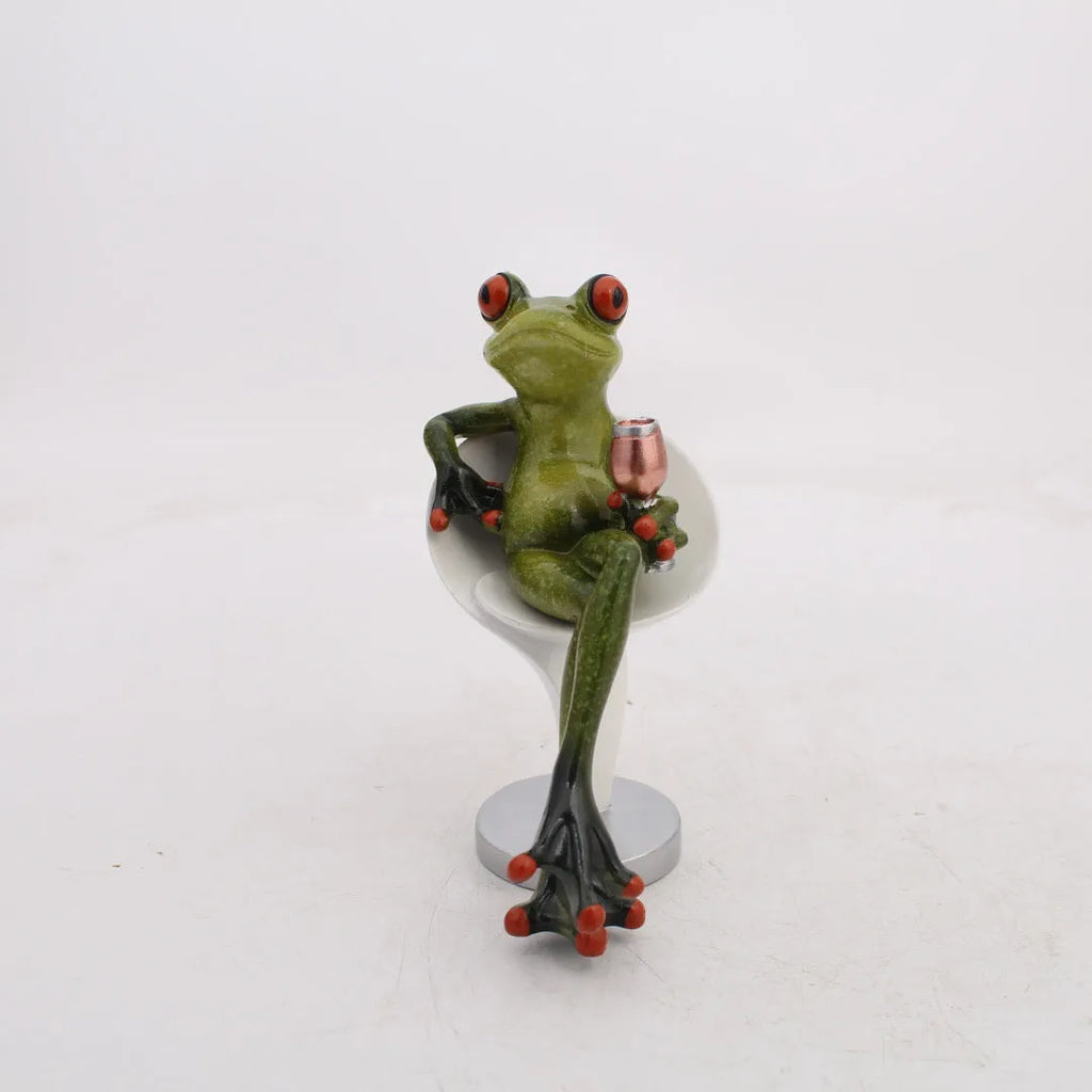 Pastoral style resin frog figurine decoration for shelf display