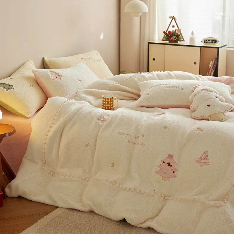 Milk fibre bedding set with green Christmas tree pattern showing quilt cover, fitted sheet, and pillowcases arranged on bed