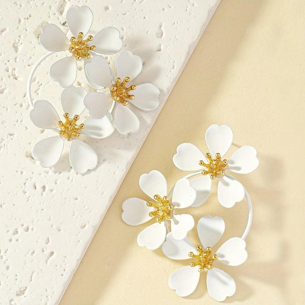 Retro flower earrings for women in black or white with iron construction and baking varnish finish