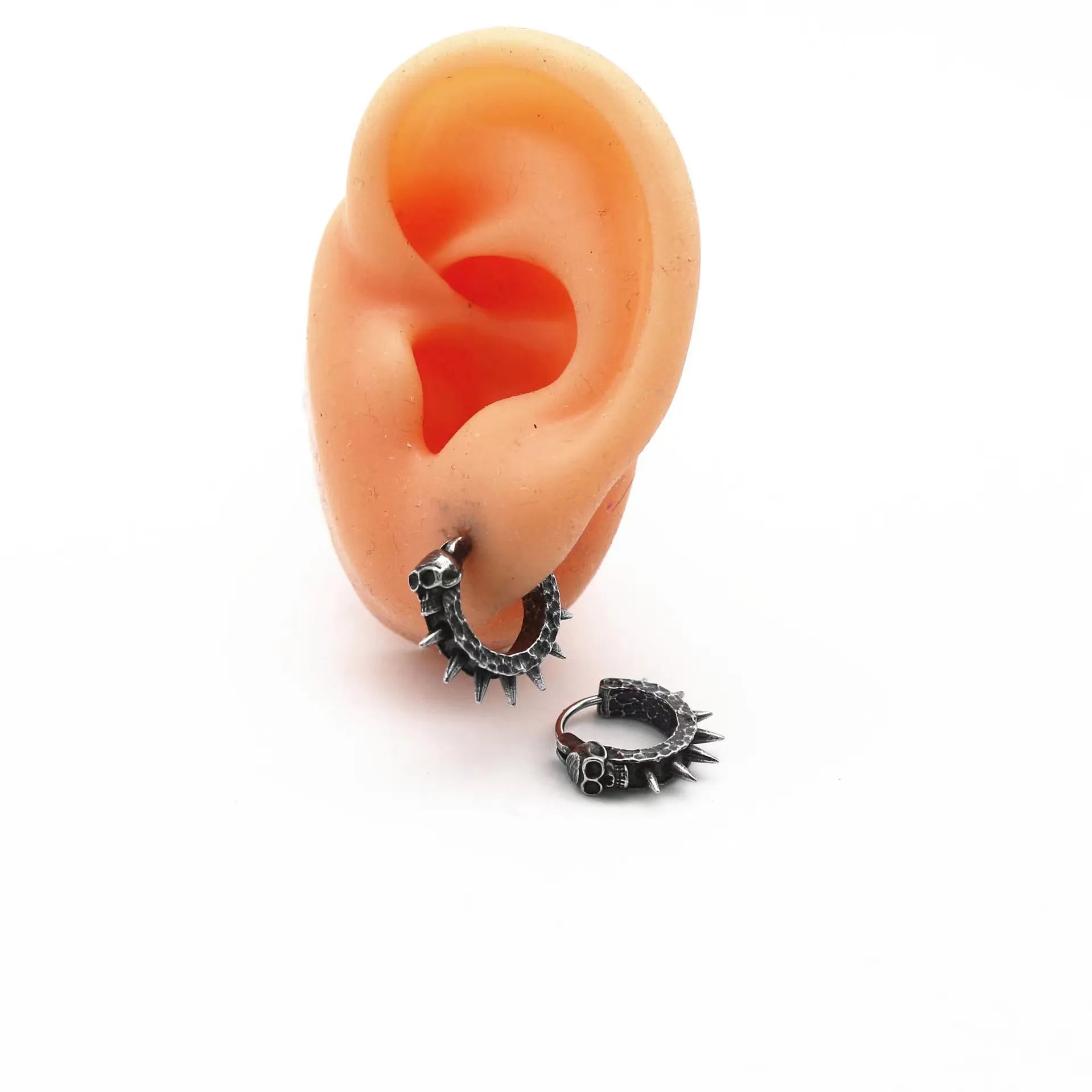 Copper plastic punk motorcycle geometric earrings with retro black colour on alloy construction