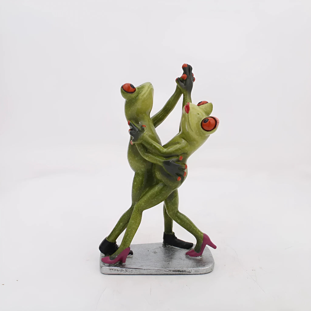Pastoral style resin frog figurine decoration for shelf display