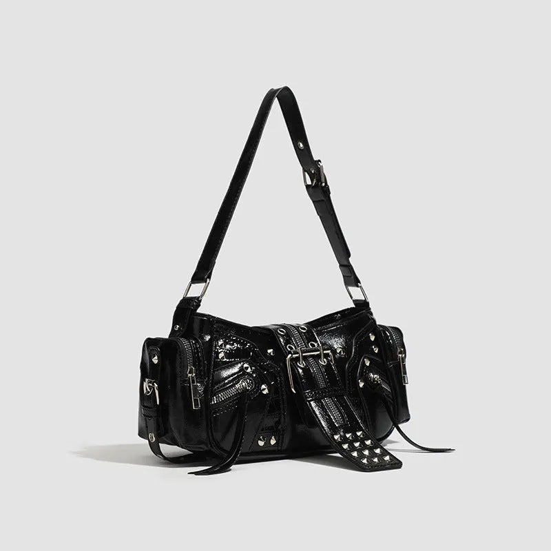 Black retro dumpling-shaped shoulder handbag with oil wax leather finish and external pocket