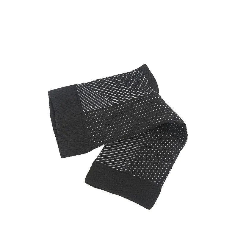 Korean-style compression sports socks in white, black, skin colour, and copper with invisible heel design