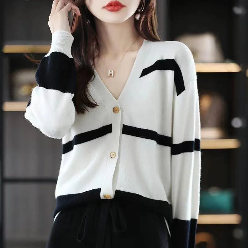 Women's slim fit striped knitted cardigan with 3D pattern and V-neck in multiple colour options
