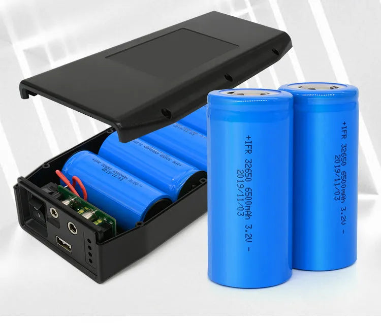 LF4100 12V lithium iron phosphate battery unit with charger and connection cables