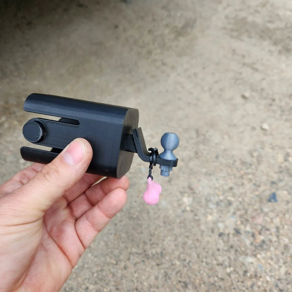 3D printed tiny hitch ornament with tiny nuts in European style, single pack hanging piece