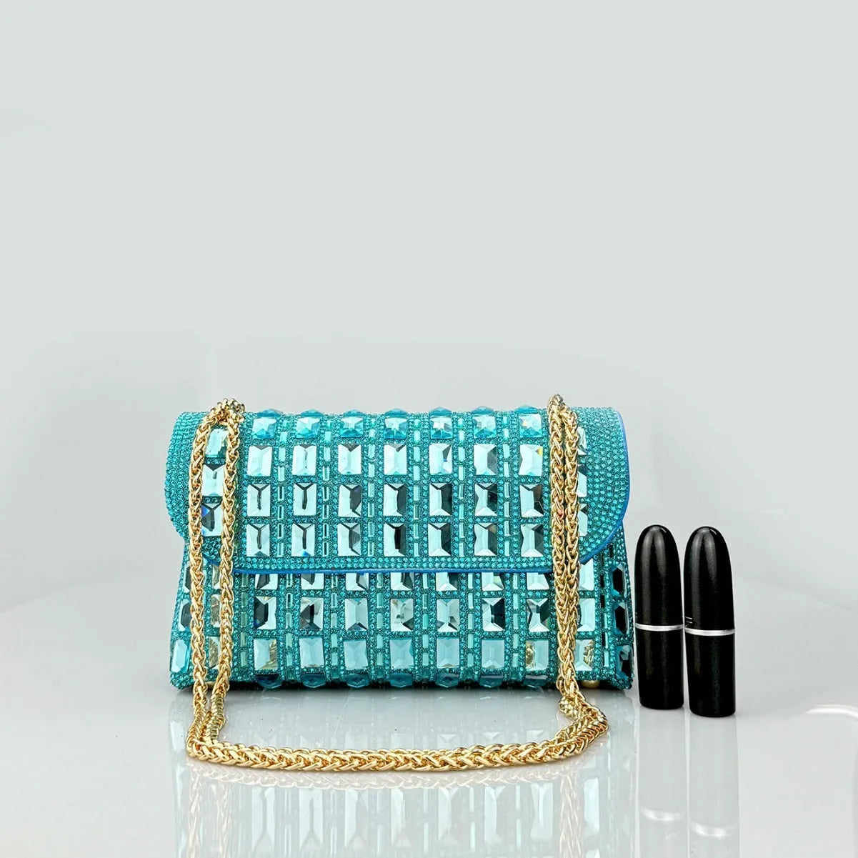 Silver rhinestone chain clutch bag with diamond decorations and phone pocket in horizontal square shape