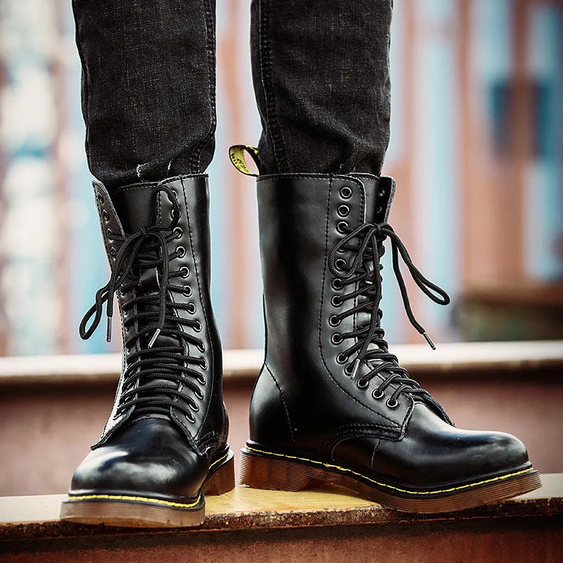 Men's black leather lace-up casual shoes with flat heel and round toe on a white background.