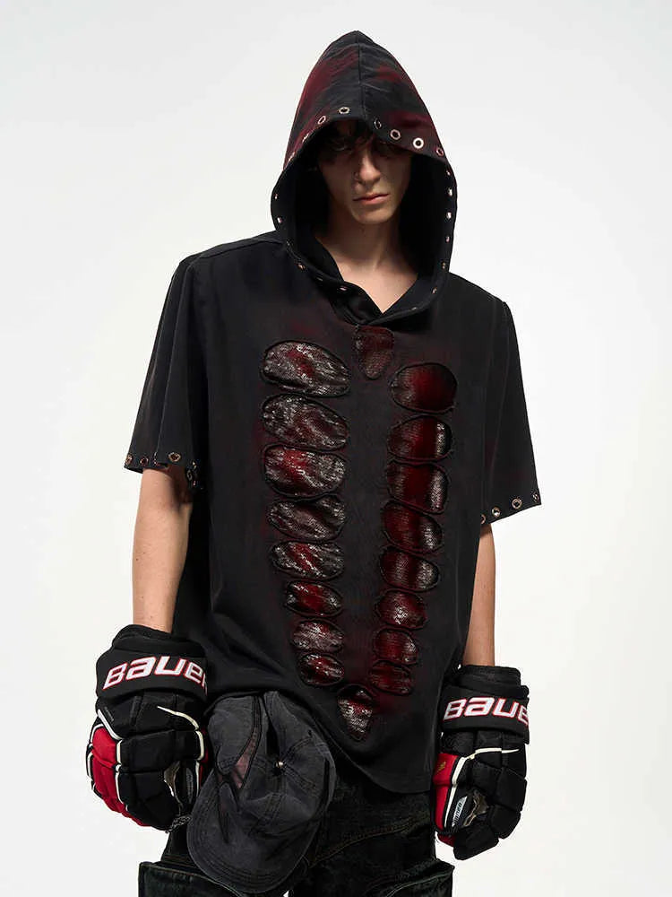 Black hooded short-sleeved T-shirt with sequin decoration in loose-fitting men's cut