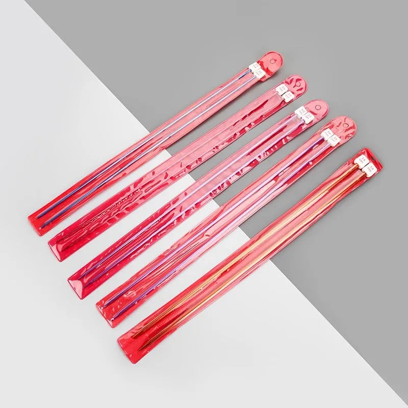 28-piece aluminium crochet hook set with extended handles and protective caps in assorted sizes