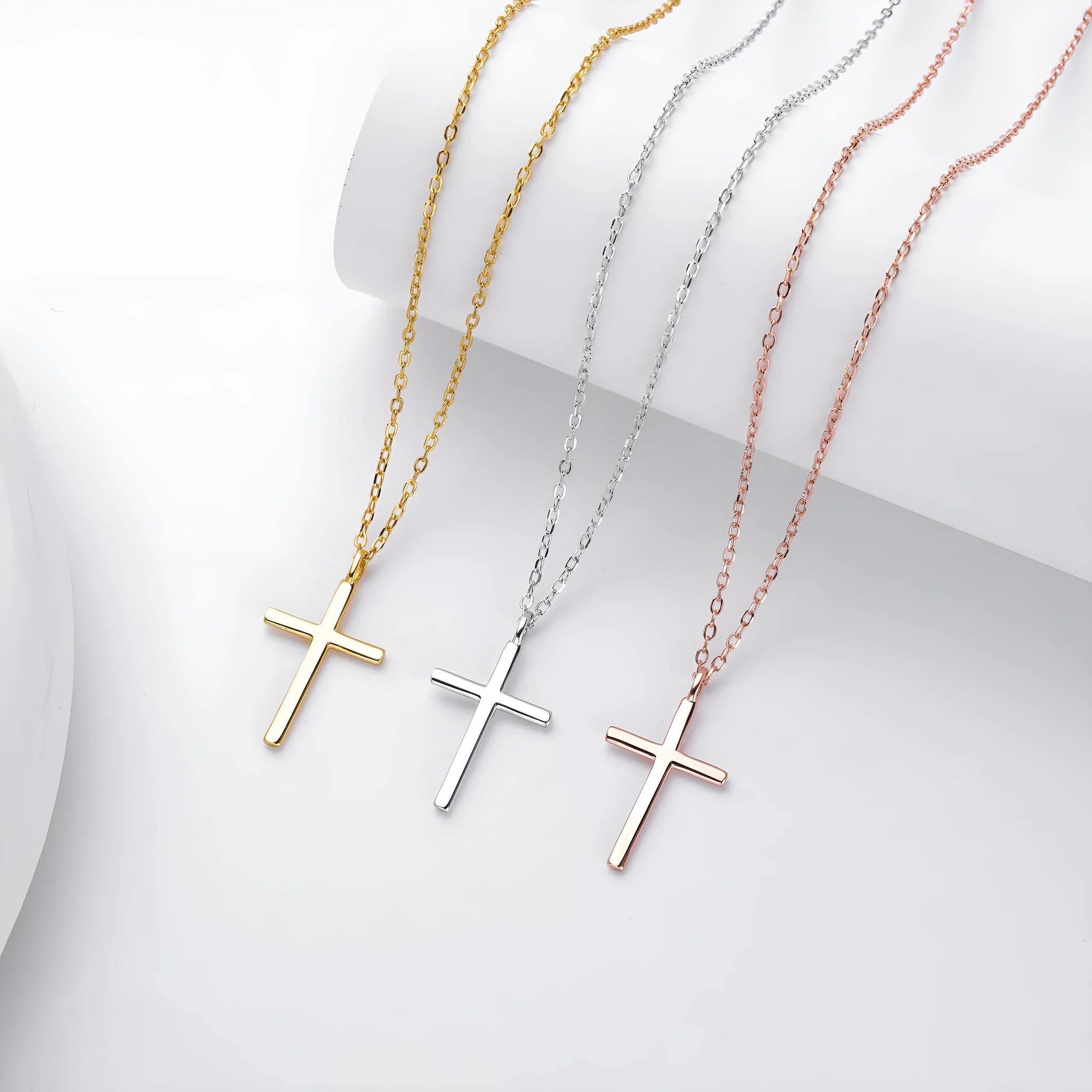 Sterling silver necklace with cross pendant on adjustable O-chain in gold plating