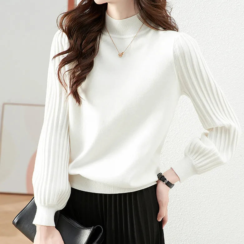 Slim-fit apricot half-turtleneck bottoming shirt with sunken stripes on a hanger.