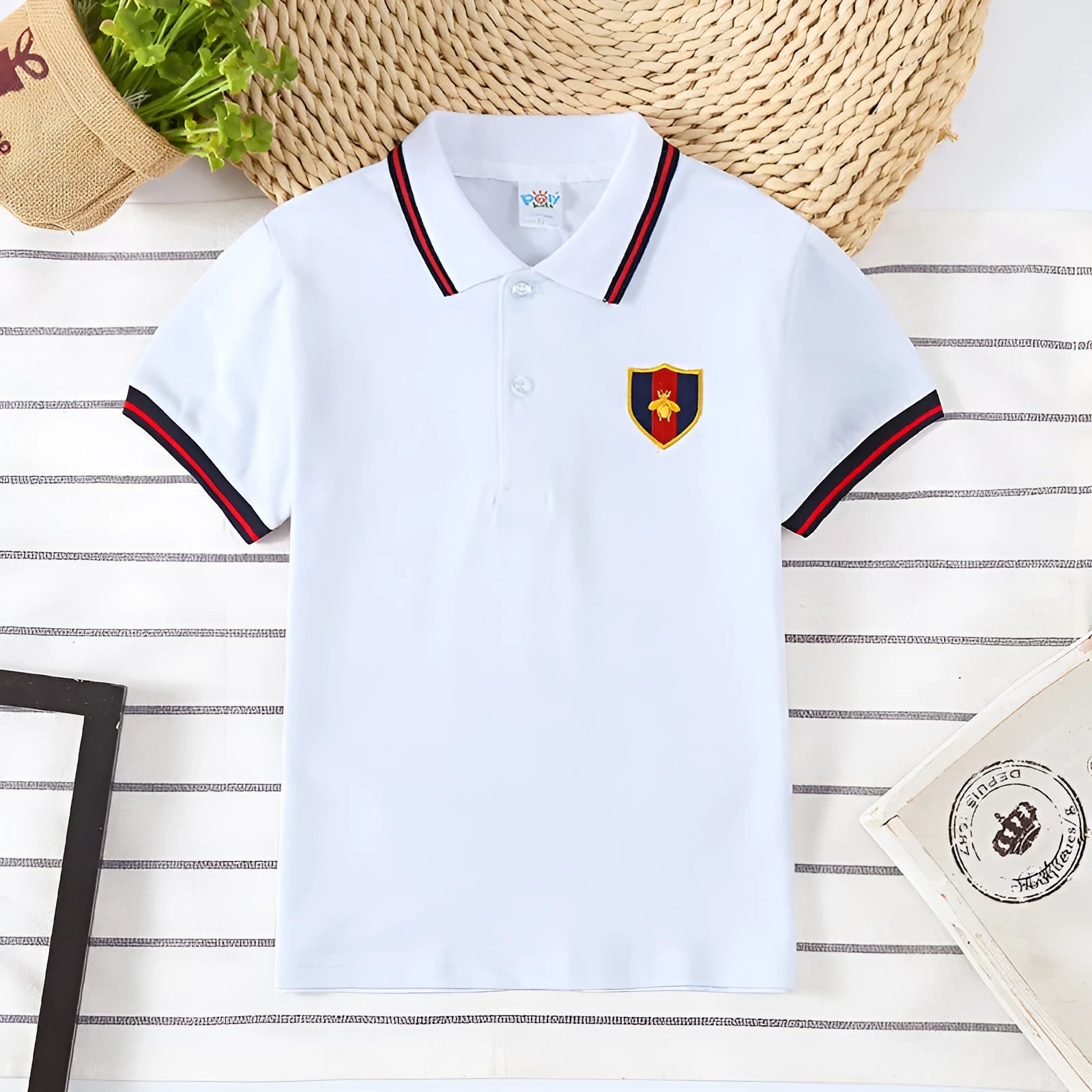 Boys' red short-sleeve polo shirt with lapel collar for children aged 3-8 years.