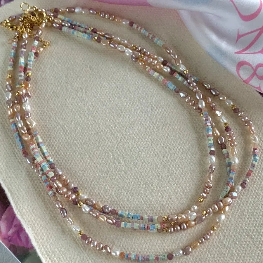 Women's 14K gilded purple natural pearl bracelet and necklace set with irregular design