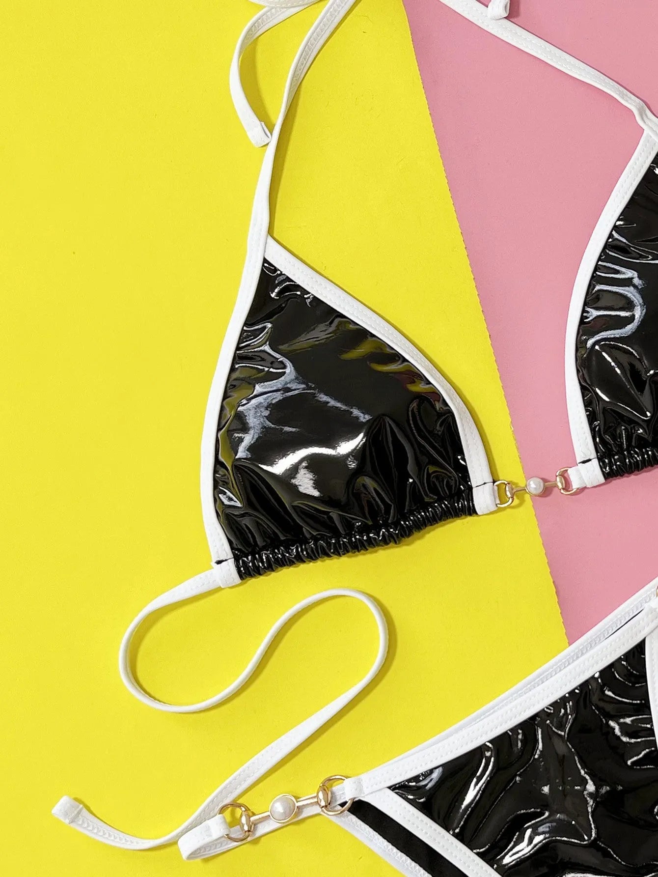 Black women's polyester bikini swimsuit with spandex lining