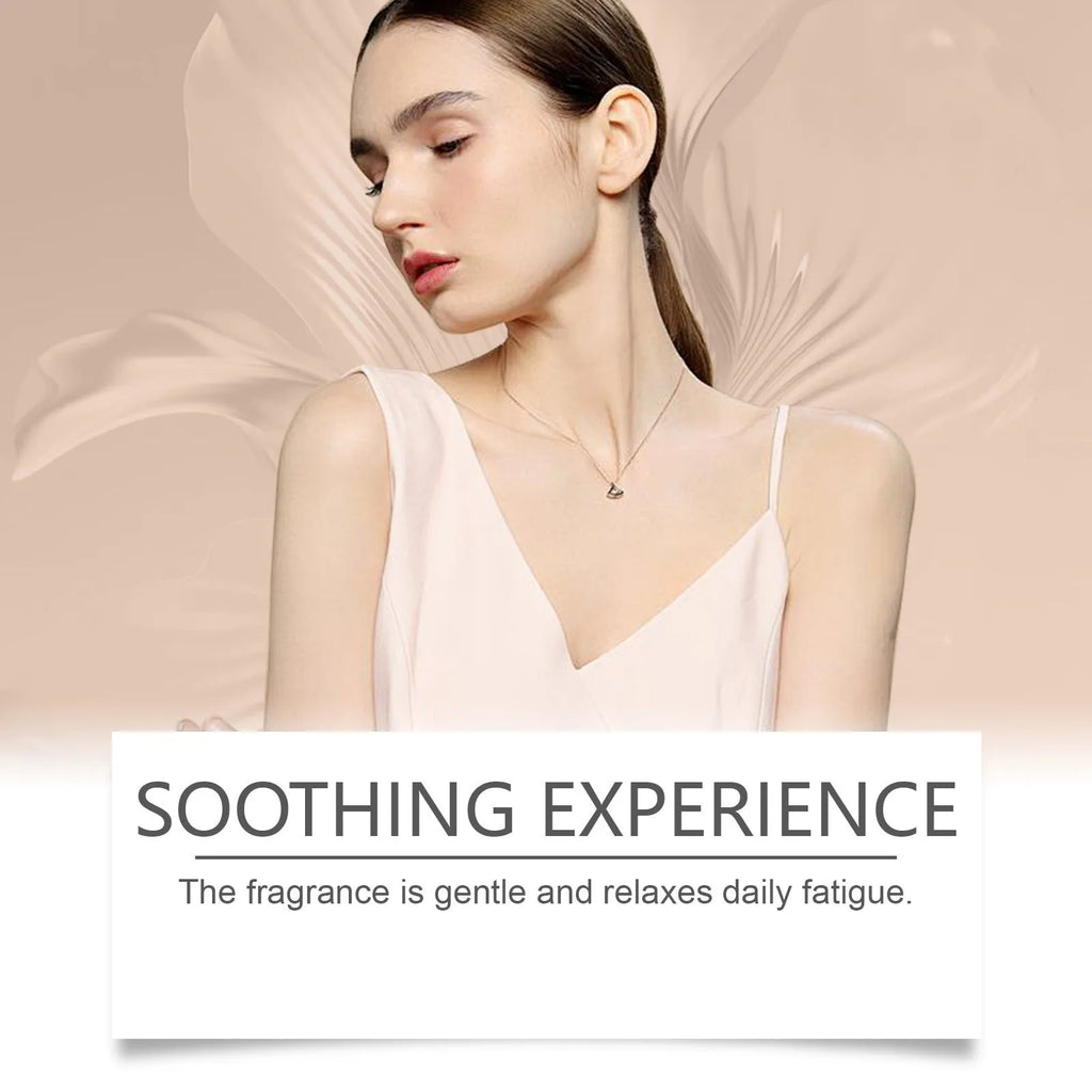 100ml bottle of nourishing body oil with Hyaluronic Acid for drying skin treatment