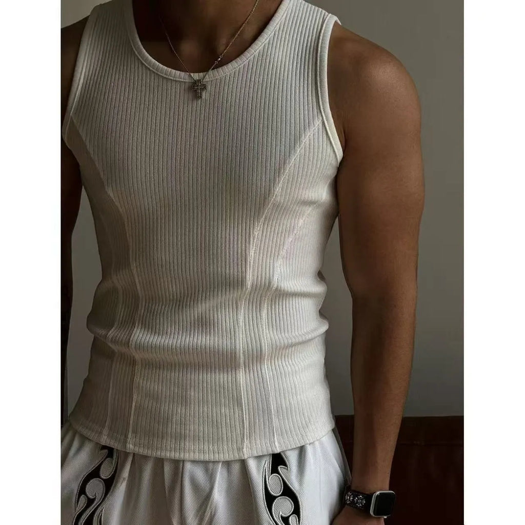 Men's black sports vest with I-shaped back design and American stitching