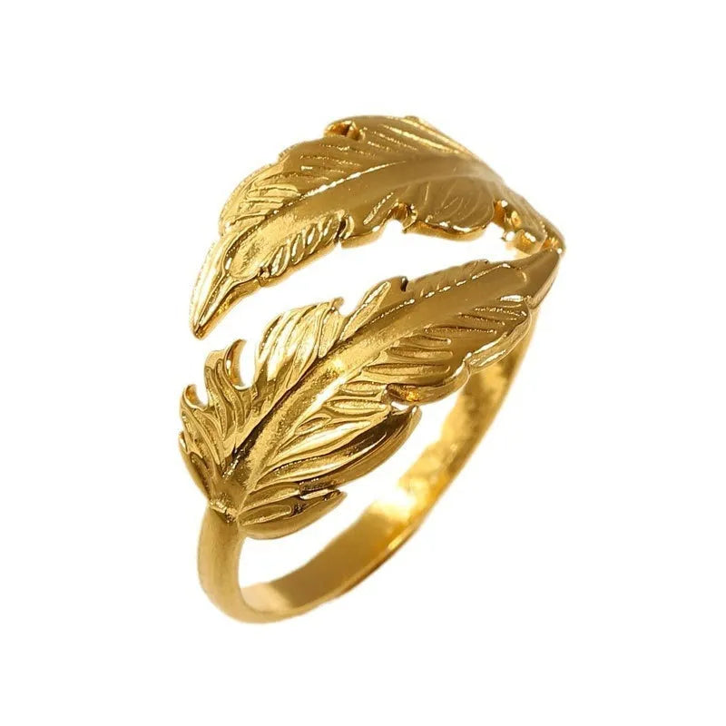 Adjustable feather ring in titanium steel with electroplated silver or gold finish