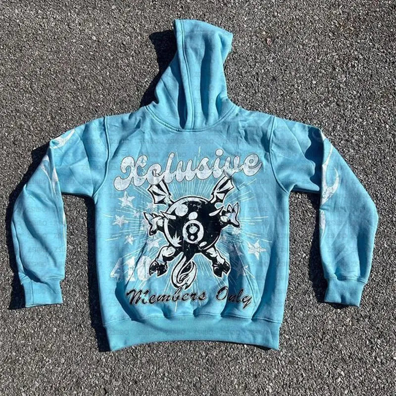 Loose-fitting street hipster pullover with personalised letter printing and a front pocket.