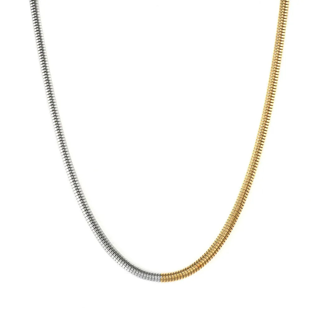 Gold colour stainless steel women's snake bones chain necklace with 3mm width and geometric lines design.